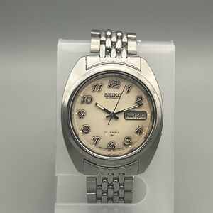 Vintage Seiko Automatic Day-Date – Cream Dial – Beads of Rice Bracelet